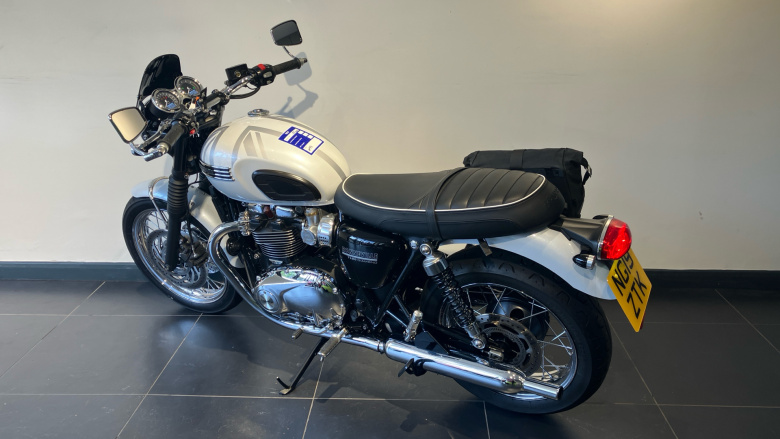 Triumph Bonneville T120 Diamond